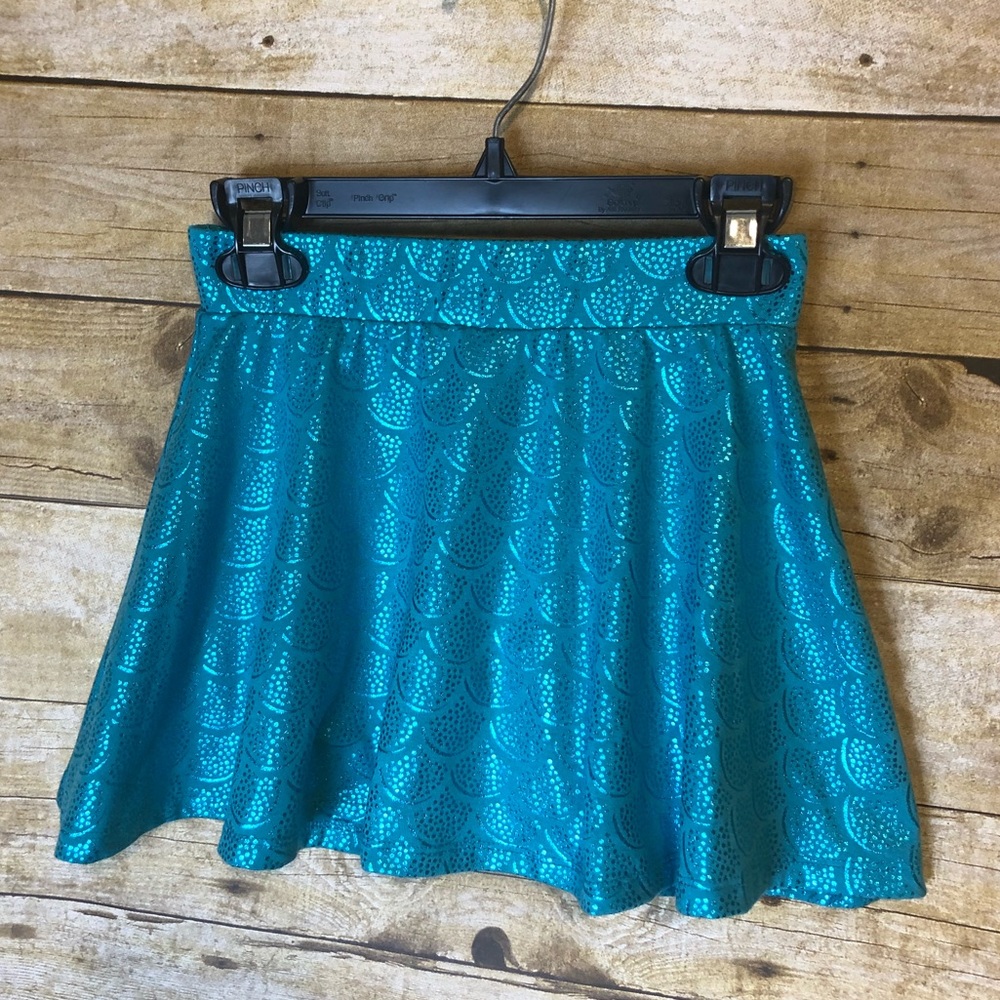 Justice Size 8 Mermaid Scale Skirt Turquoise